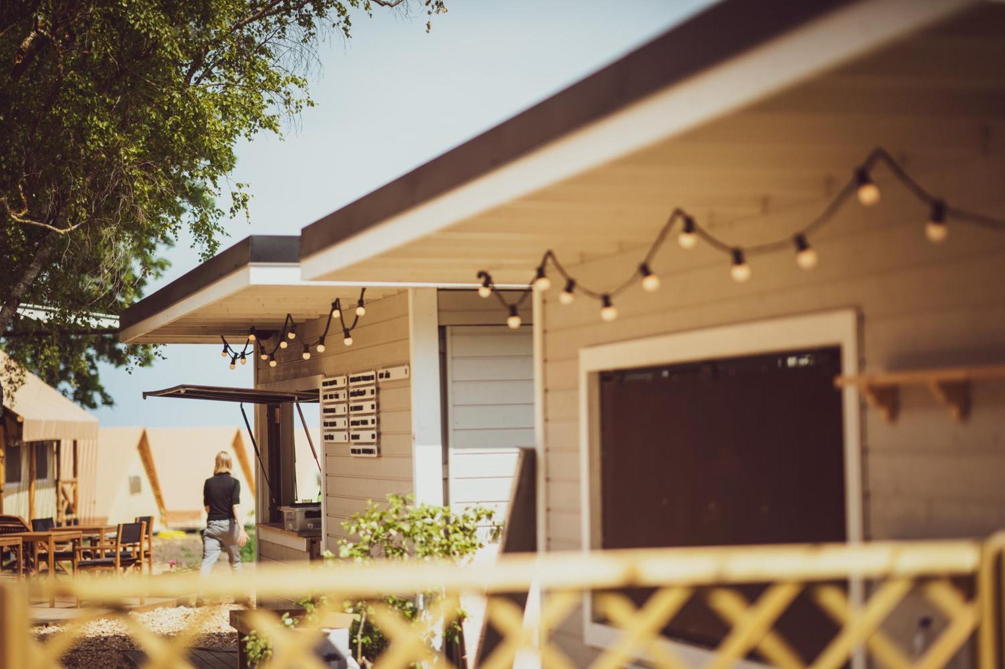 Mia Glamping Orissaare Exterior foto